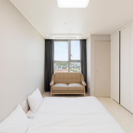 Donghae Oceancity Residence Hotel Exterior photo