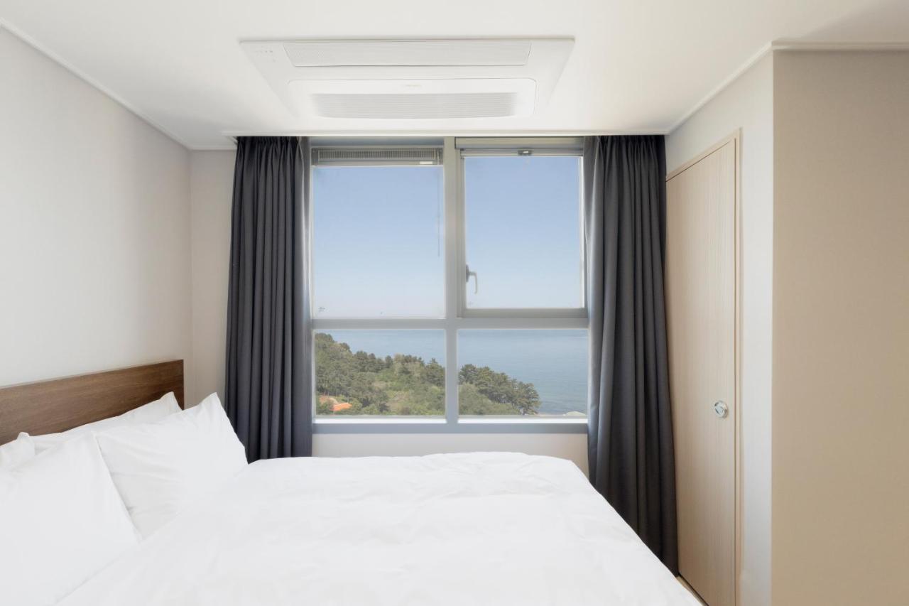 Donghae Oceancity Residence Hotel Exterior photo